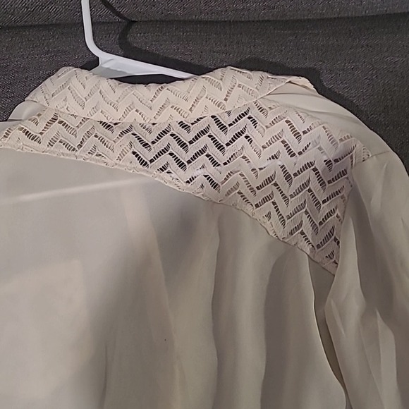 Volcom Long sleeve button down Blouse‎ Size s/p/10 - Picture 4 of 4